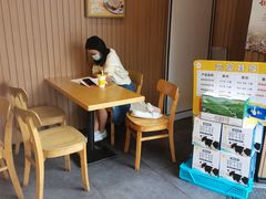 -一鸣真鲜奶吧(巴黎都市奶吧店)