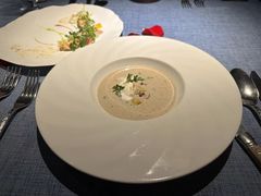 -弦月窗LUNETTE BY AMANDA(复兴路店)