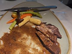 -春树下·树屋花房西餐厅(罍街AS1980店)