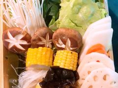 -呷哺呷哺(融创茂店)