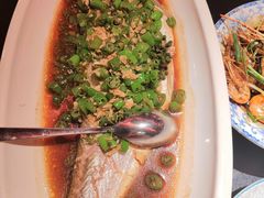 青椒钱江翘嘴鱼身-老头儿油爆虾·知味杭州(爱琴海购物中心)