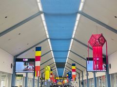 -班达拉奈克国际机场