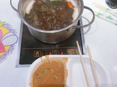 -百品聚旋转火锅(号外店)