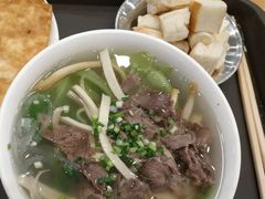 泡馍-华中科技大学东三学生食堂