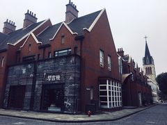 -钟书阁(松江泰晤士小镇店)