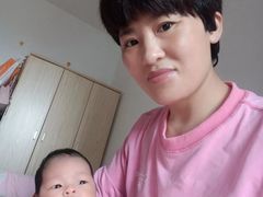 -爱的果实月嫂育婴师(世纪东方店)