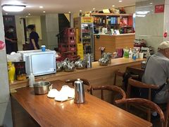 大堂-董厨煨汤馆(车站路店)