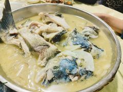 -红旗山庄(圭峰山店)