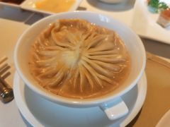 蟹肉龙虾汤包-利苑酒家(华熙国际店)