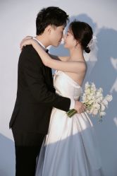 -Mu慕婚纱摄影·超级工作室