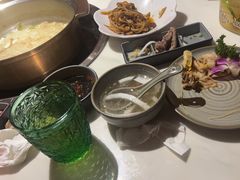 -喃喃椰·糟粕醋·椰子鸡火锅(七堡花园店)