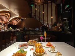 -Mogul Eatery·大亨餐酒馆