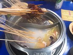 -马路边边·成都串串(翠柏路店)