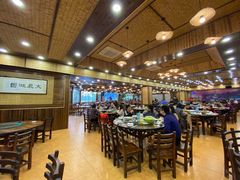 大堂-绿雅居原生态农庄(小涌店)