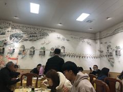 大堂-官塘陈记鱼生·潮汕砂锅粥·牛肉火锅(潮枫路总店)