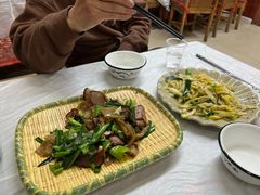 -余家庄肥肠鱼地方汤锅(银杏大道店)
