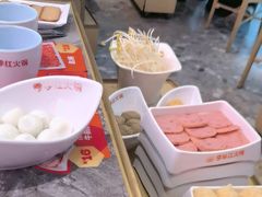 -季季红火锅(青山湖万达店)