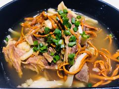 -新仙清汤牛腩(铜锣湾店)
