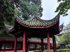 -峨眉山报国寺