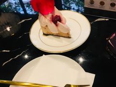 树莓酸奶芝士-PETIT PARIS 小巴黎(花园道店)