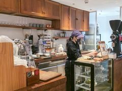 -Line 咖啡(石厦花园店)