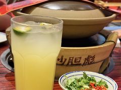 -沙胆彪炭炉牛杂煲(上海日月光广场店)