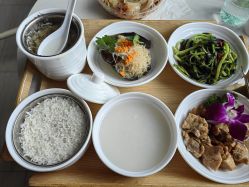 -宝媛会月子中心(越秀店)
