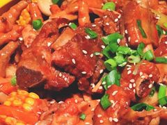-多嘴超级肉蟹煲(杉杉国潮主题店)