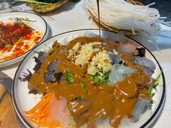 -人民公社铁锅炖·东北菜(卫国道店)