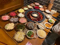 -舒家大院重庆老火锅(纪念塔店)