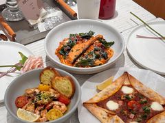 -娜娜家•Nana And Her Friends Restaurant(小寨原力场店)