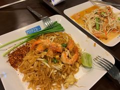 -Pier 21 (Terminal 21 Asok)