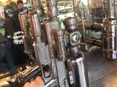 -莓园冰淇淋店