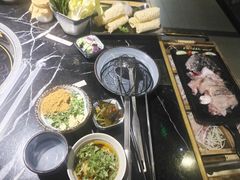 -小椒娘撒椒鱼火锅(三八广场店)