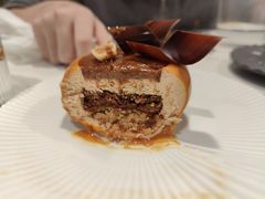 榛爱-潮一不贰·法式甜品·生日蛋糕·西式简餐(外滩店)