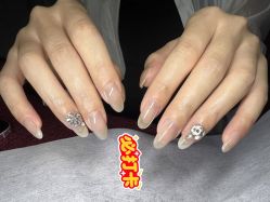 -爱空间美睫健康美甲