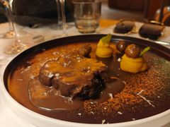 -文艺复兴百货(米兰大教堂广场店)