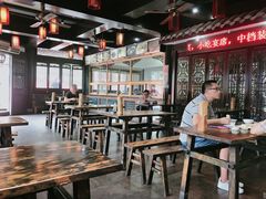 大堂-龙抄手(文殊坊店)