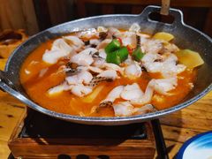 -老滇山寨•云南特色菜•地方菜•民族风情歌舞表演(金碧店)