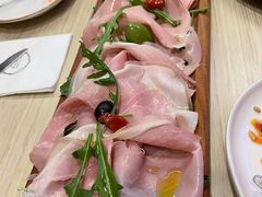 火腿冷切肉拼盘-ALLORA意大利餐厅(丰盛里店)