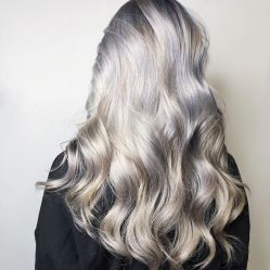 点击看大图 -天下皇剪新潇洒美容美发