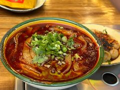 -拈签一笑黄牛肉辣卤串串