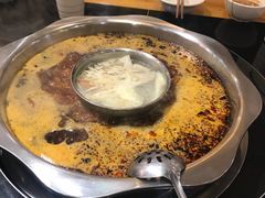 -锅首鲜品火锅(鸳鸯店)