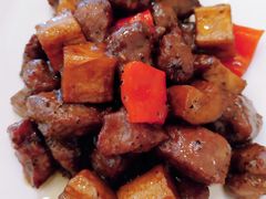 -侬佳蒸菜馆(听潮店)