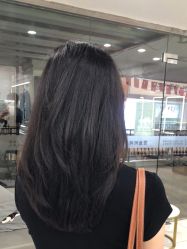 -镁连社·美联社