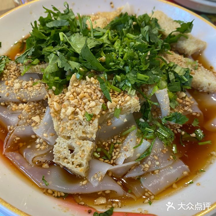 疆来大盘子里的幸福味道