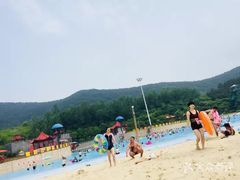 -汤山欢乐水世界