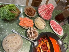 -五里关火锅(上海鑫耀·光环Live店)