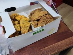 -BHC炸鸡(明洞总店)