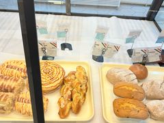 -光明牛奶棚(南泉店)